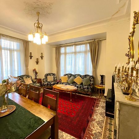 Appartement Dans Immeuble Haussmanien Algiers Екстер'єр фото
