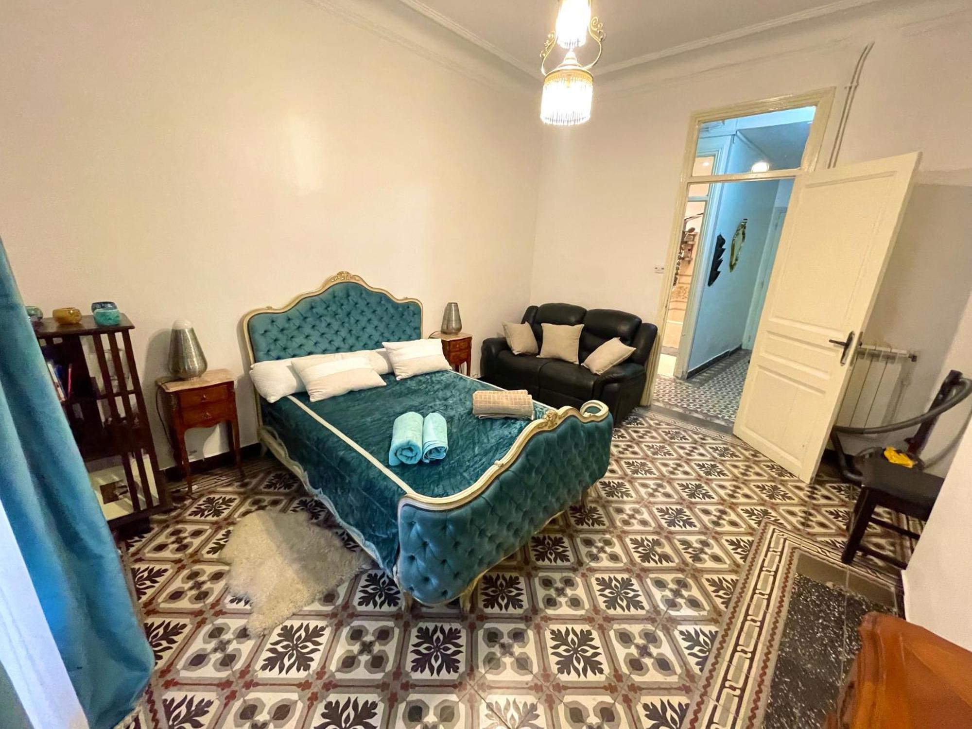 Appartement Dans Immeuble Haussmanien Algiers Екстер'єр фото